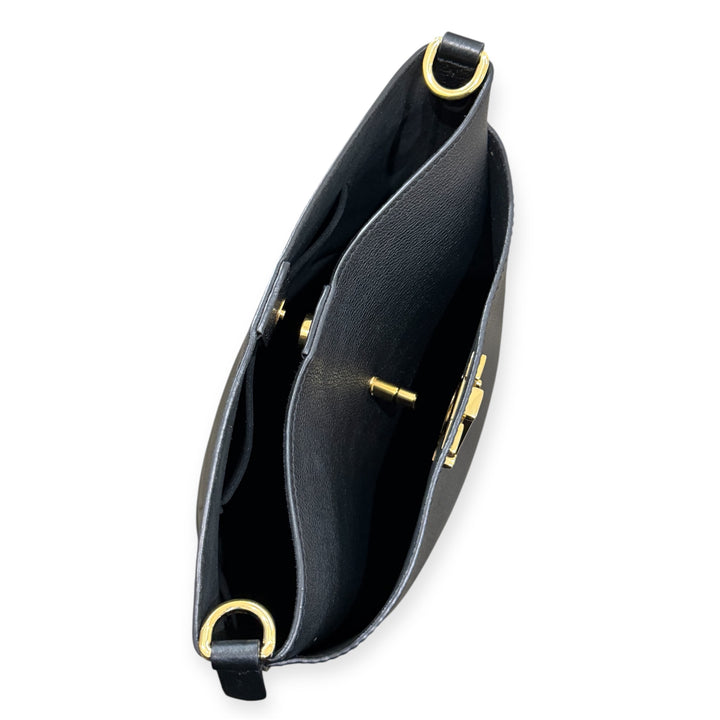 Louis Vuitton Lock & Walk