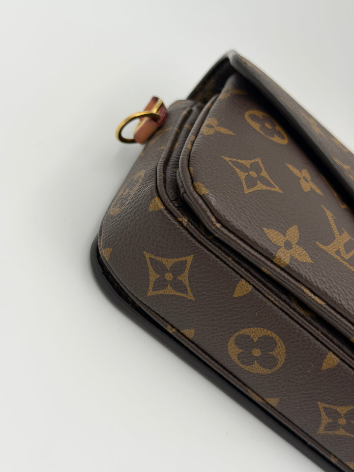 Louis Vuitton Métis east west