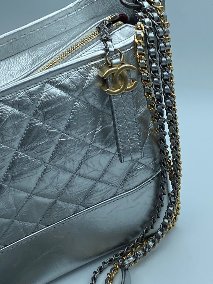 Chanel Gabrielle Hobo 2018 Bag Diamond Gabrielle Quilted Aged Medium Metallic Silver