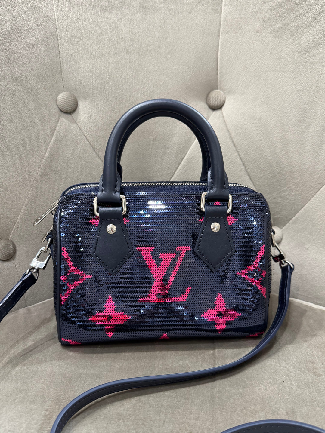Louis Vuitton Speedy Bandoulière 18