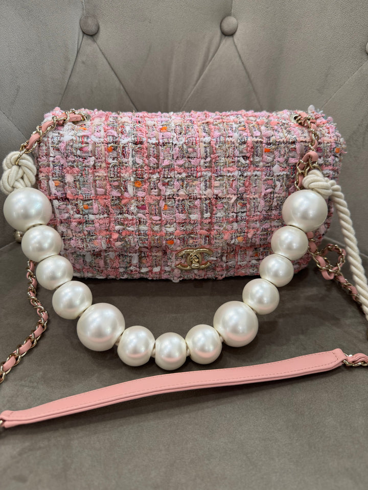 Chanel Timeless Classic Flap in tweed