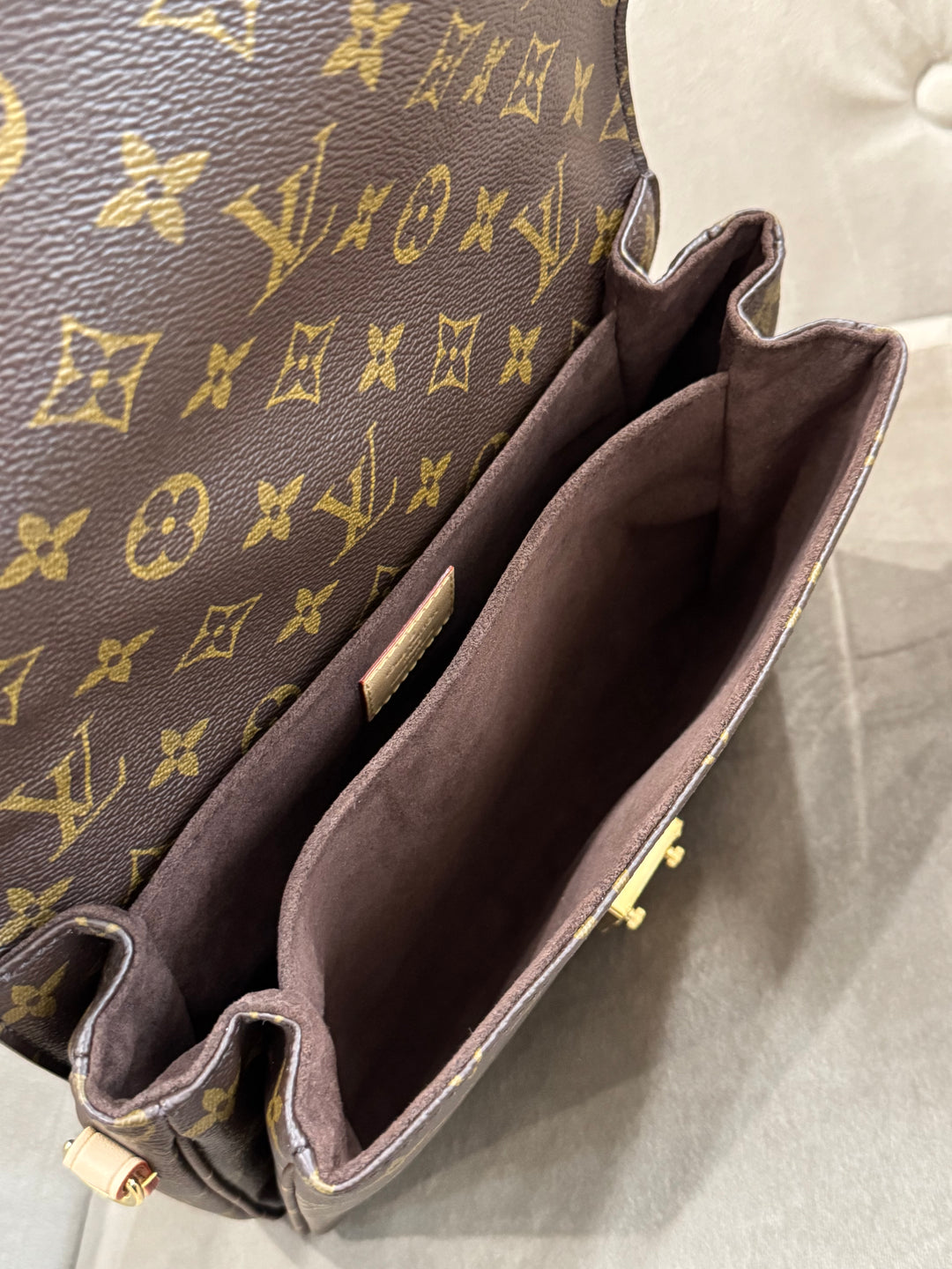 Louis Vuitton Pochette Métis