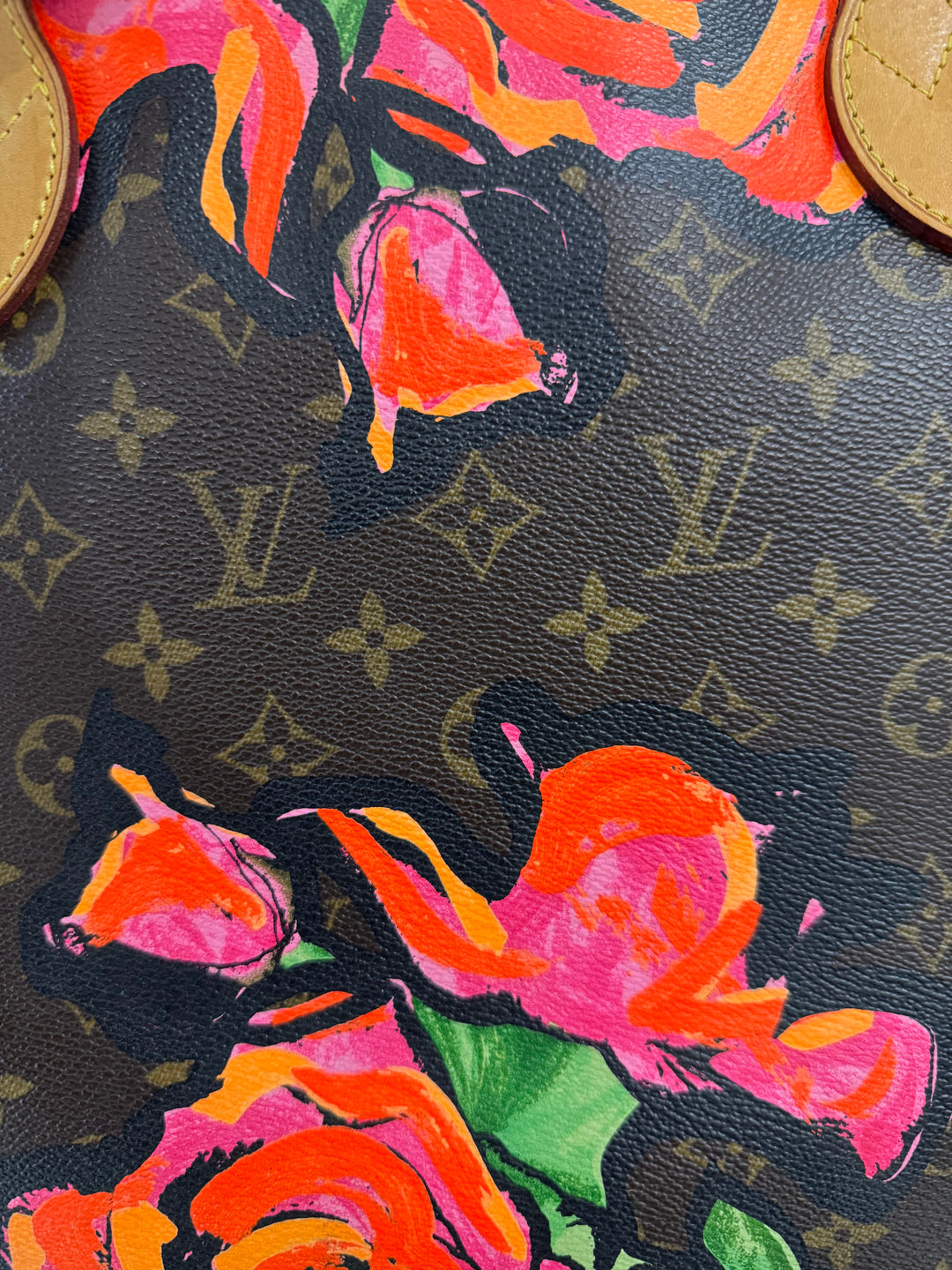 Louis Vuitton Neverfull MM Monogram Roses