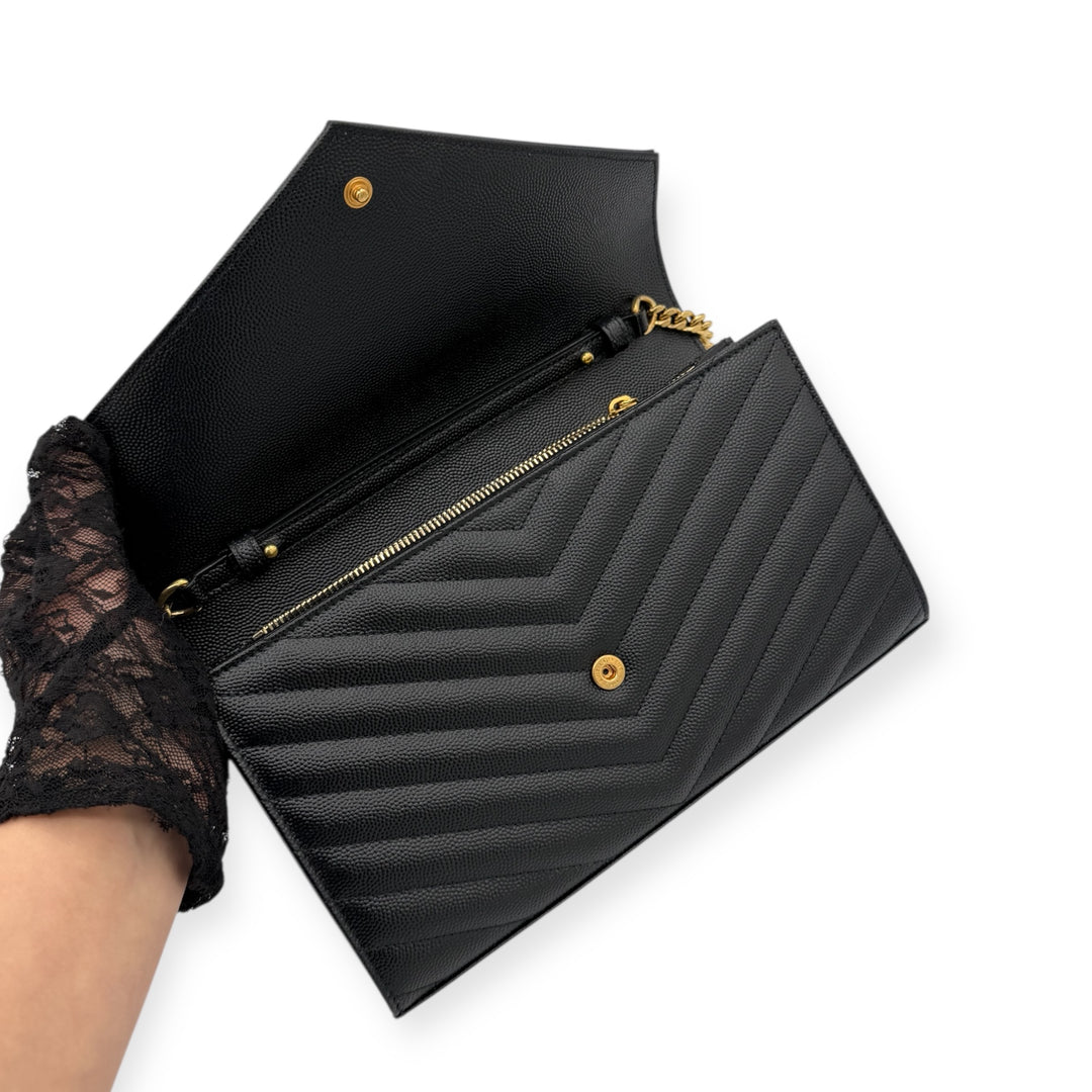 Pochette con catena Cassandre