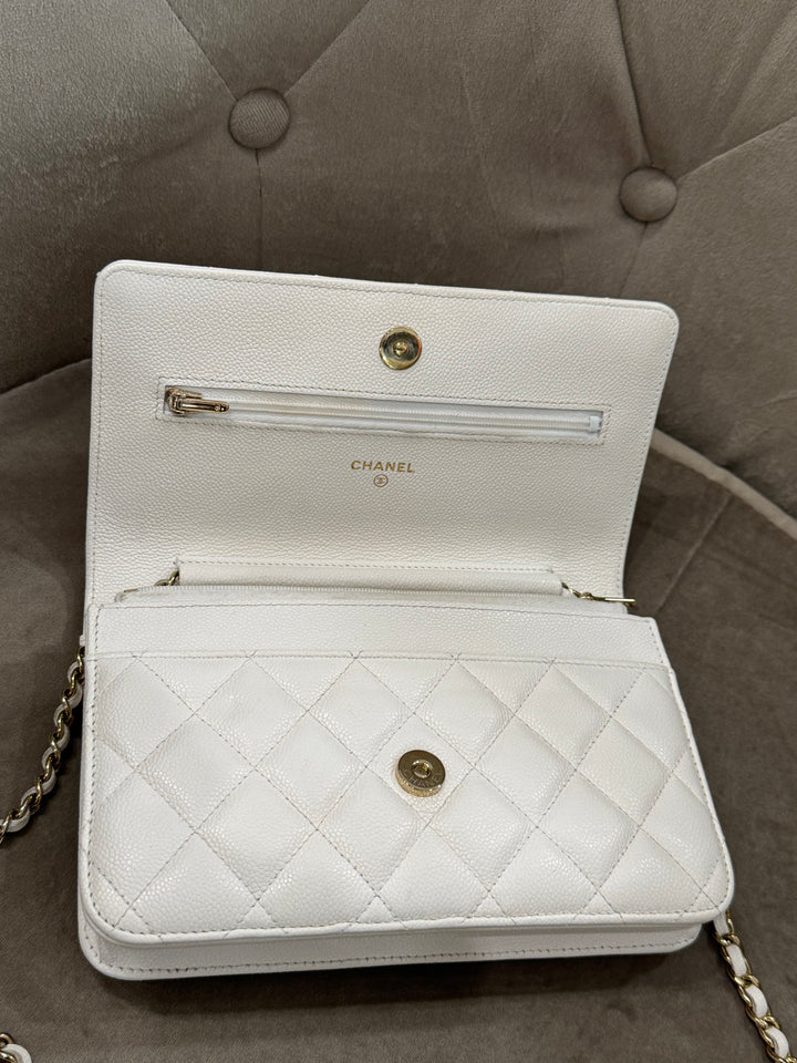 Chanel Wallet on chain