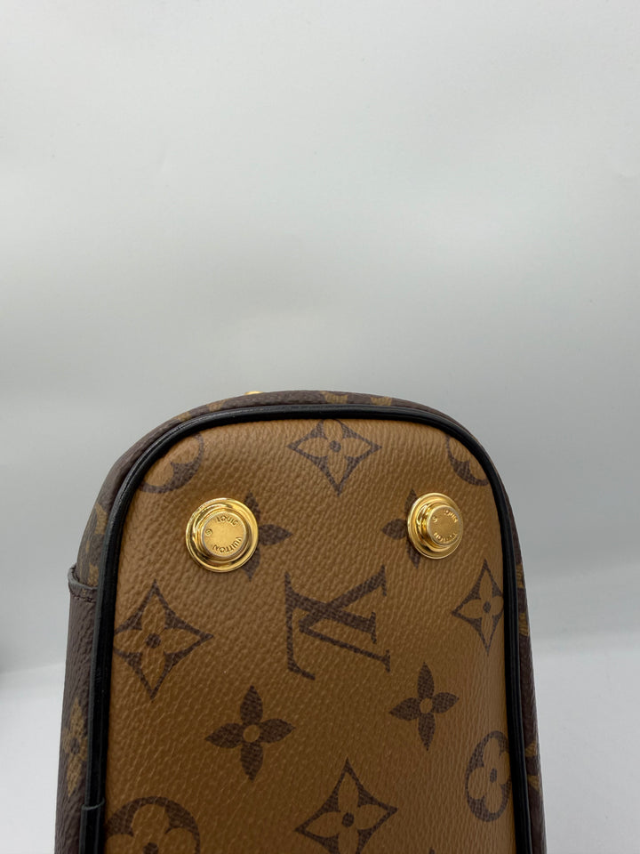 Louis Vuitton vanity