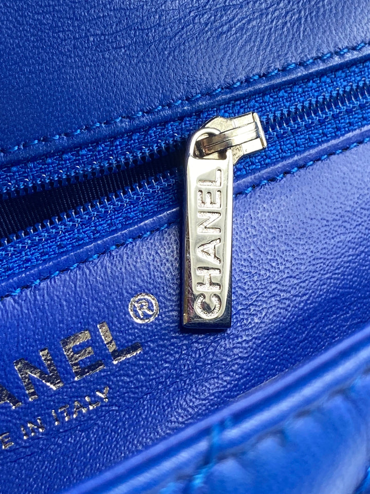 Chanel Medium Classic single Flap Blue Chevron Silver Hardware