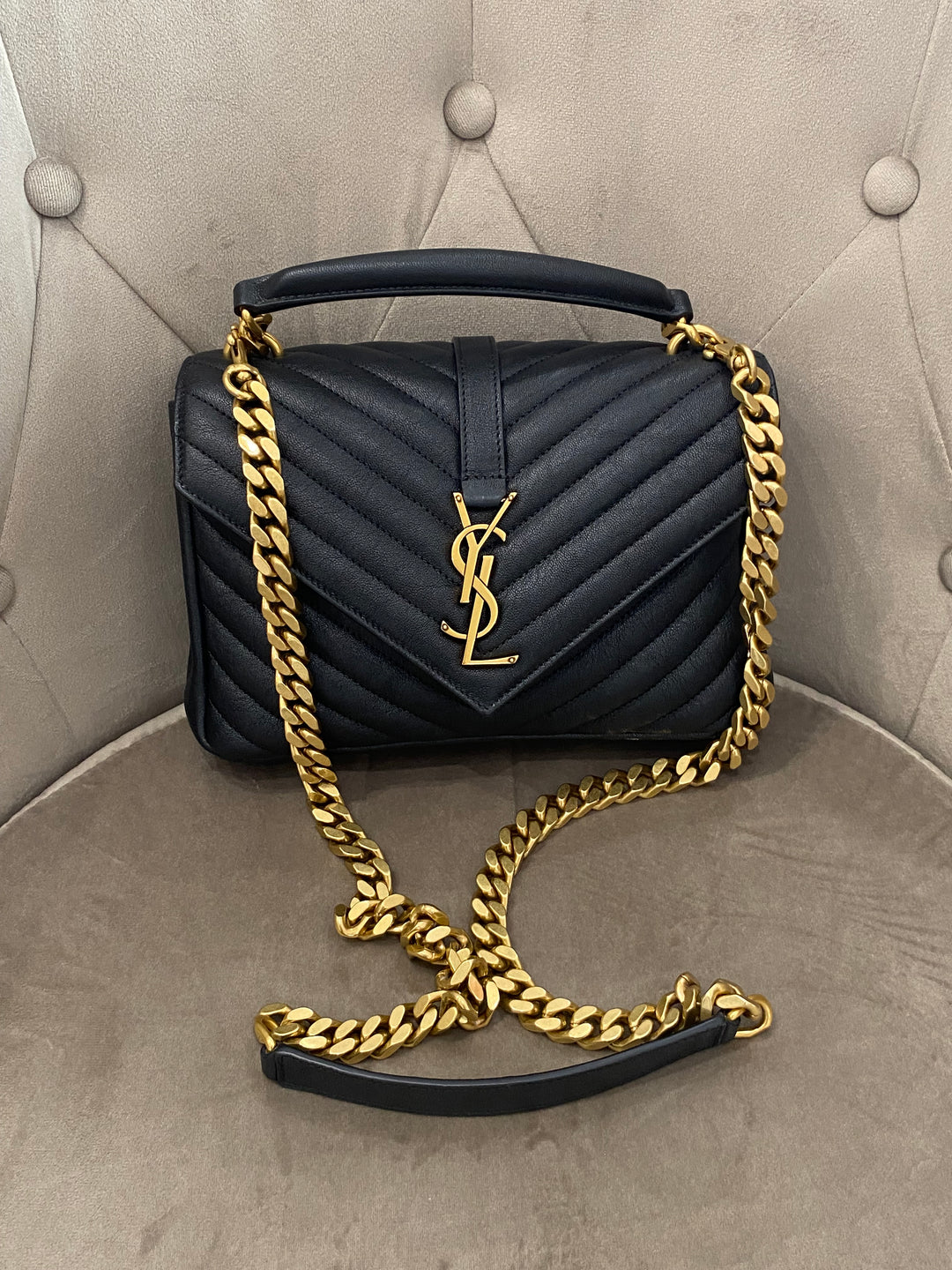 Saint Laurent College Medium