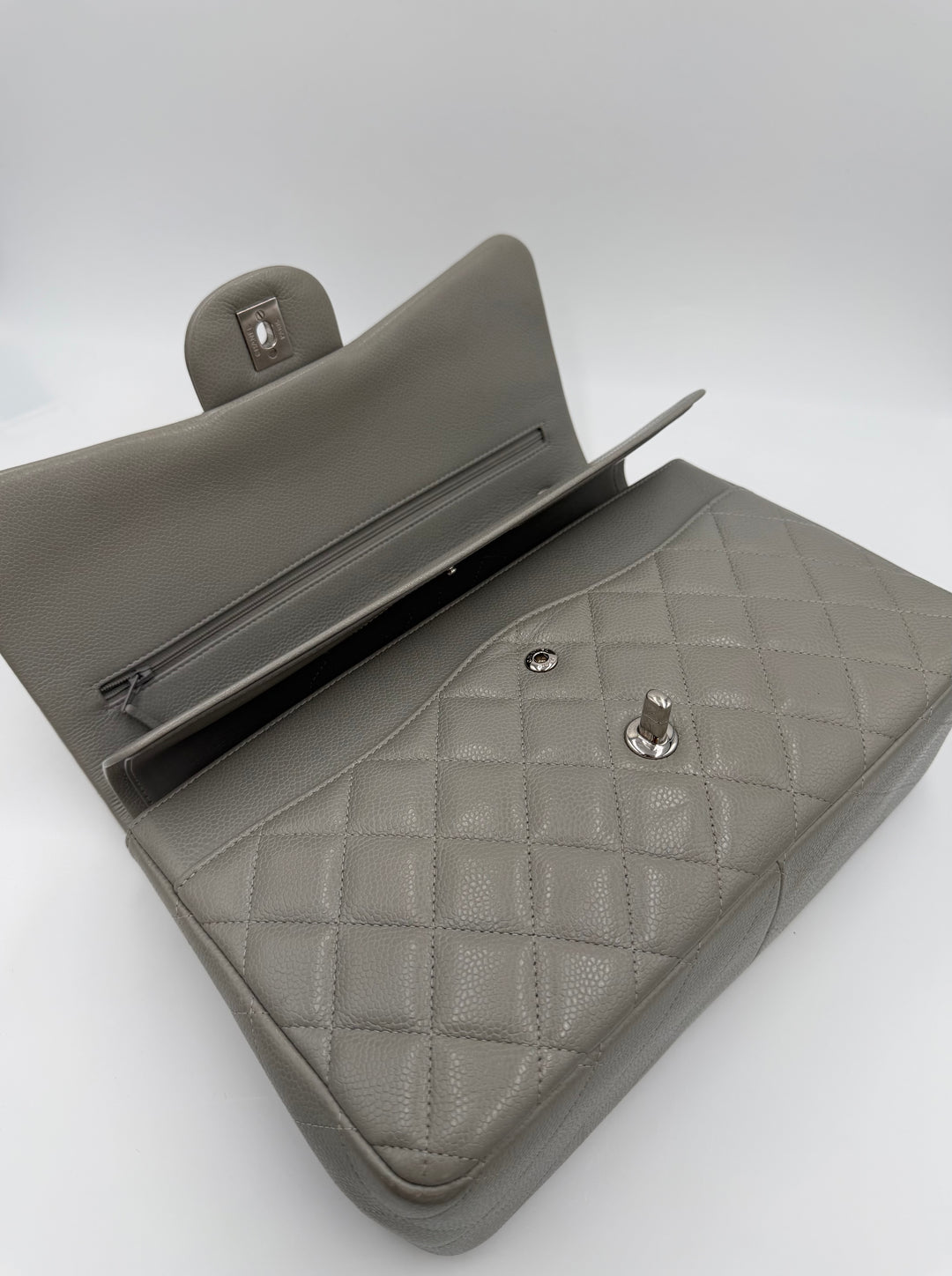 Chanel Jumbo
