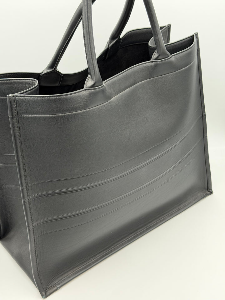 Dior Book Tote Large