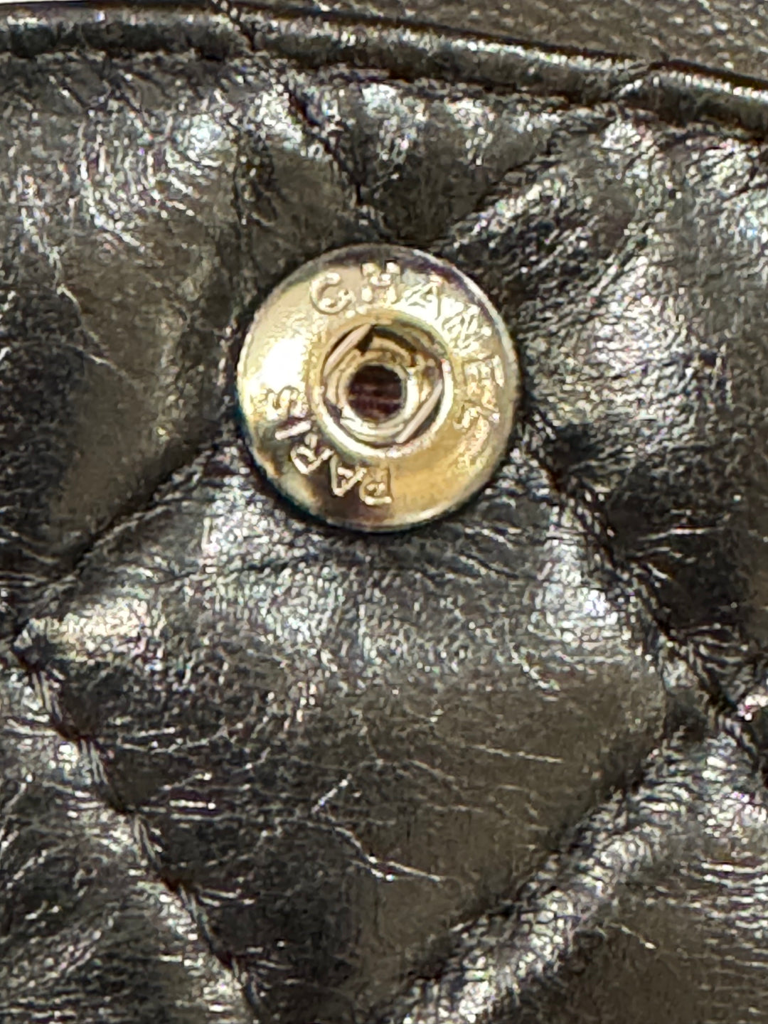 2.55 Reissue Medium Beaded Flap
