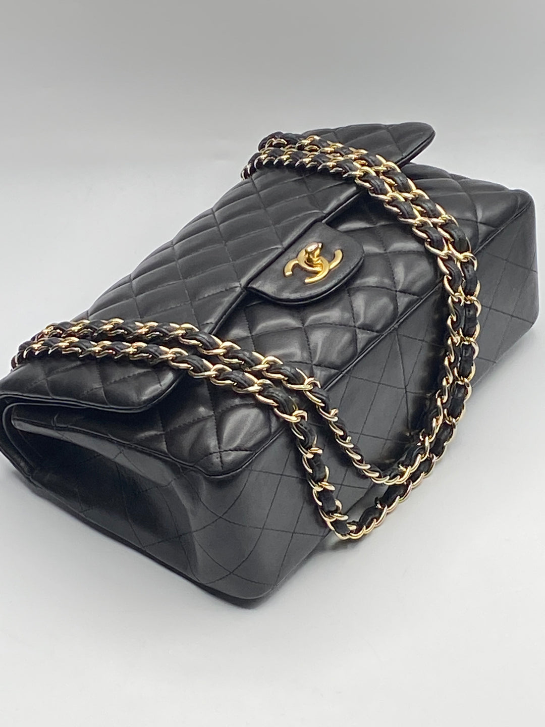 Chanel classica jumbo