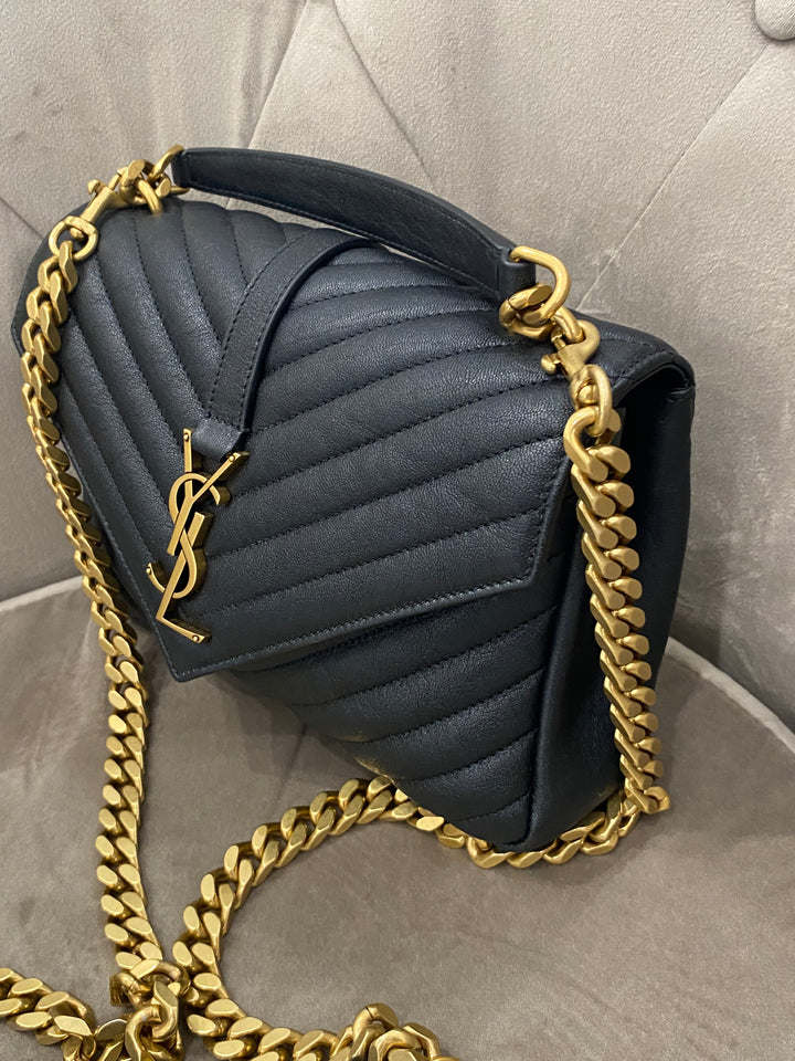 Saint Laurent College Medium