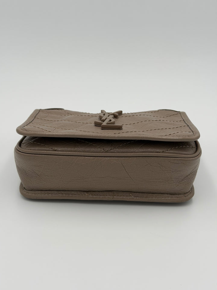 YSL Mini Niki (vista 6)
