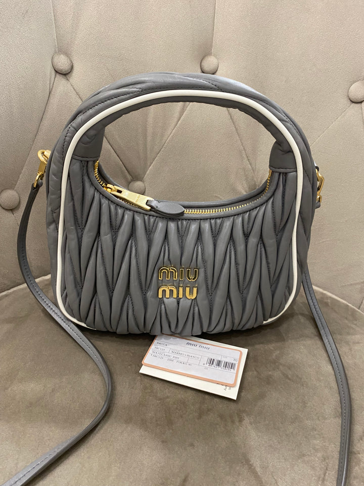 Miu Miu Borsa hobo Wander in nappa matelassé