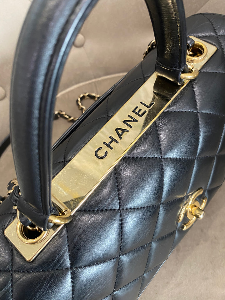 Borsa a tracolla Chanel Trendy CC in pelle trapuntata nera
