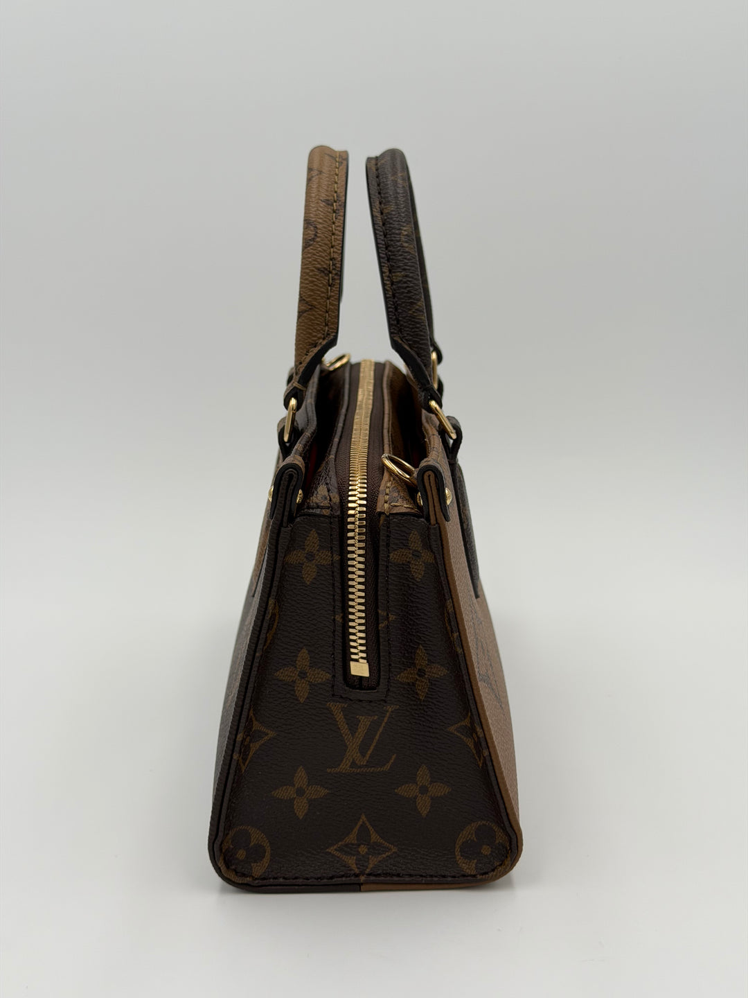 Louis Vuitton OnTheGo East West