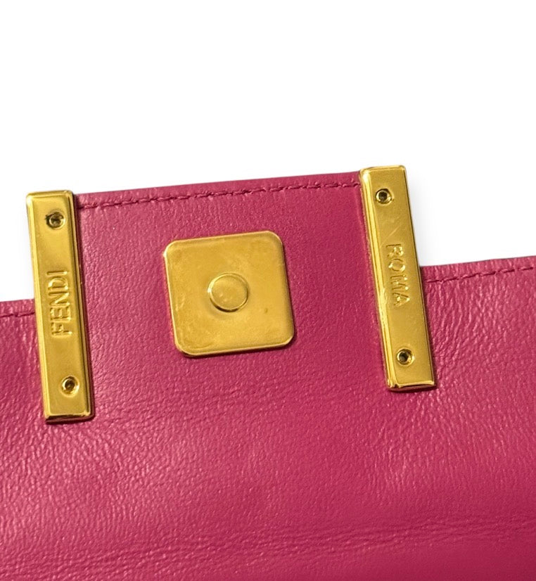 Fendi Phone Baguette in pelle