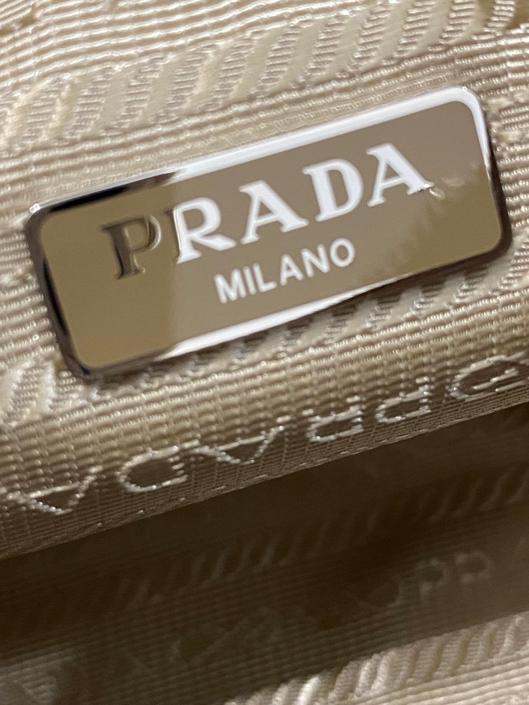 Prada Re-Edition 2005 Re-Nylon