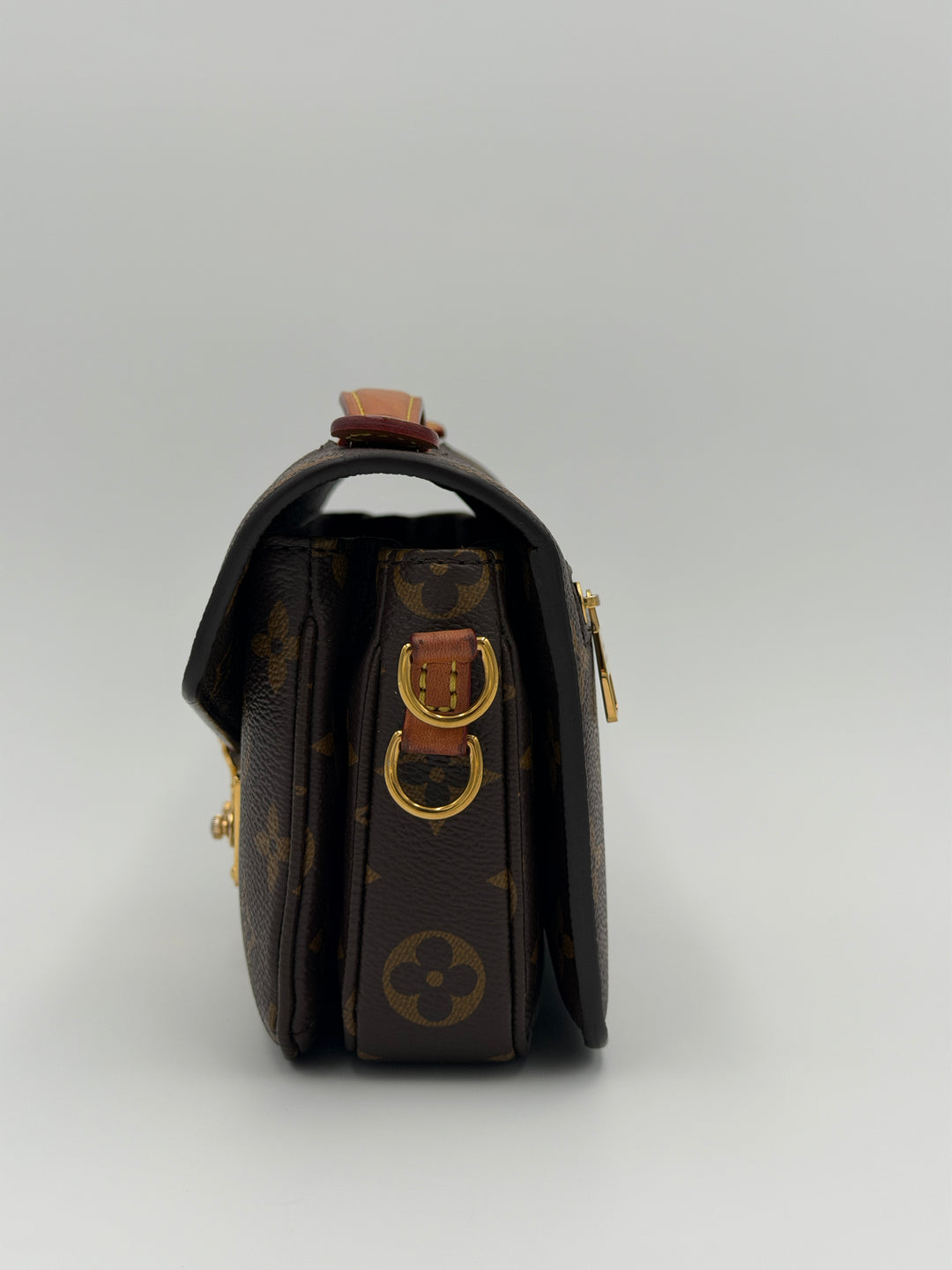 Louis Vuitton Métis east west