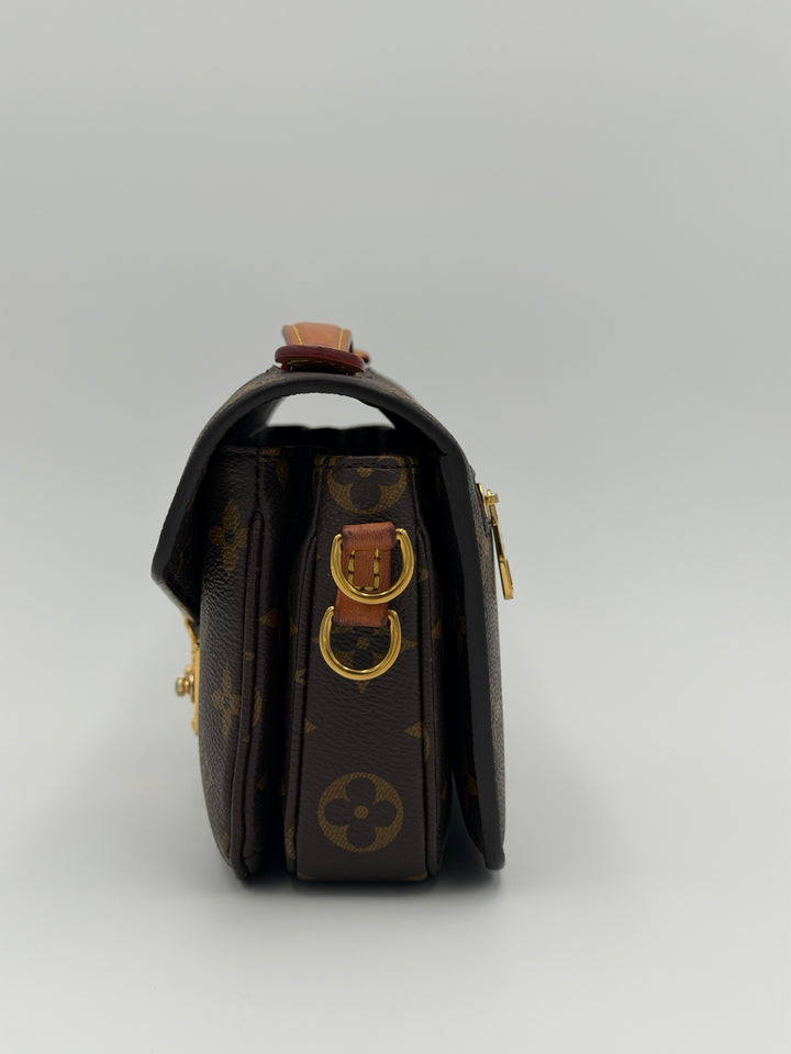 Louis Vuitton Métis east west