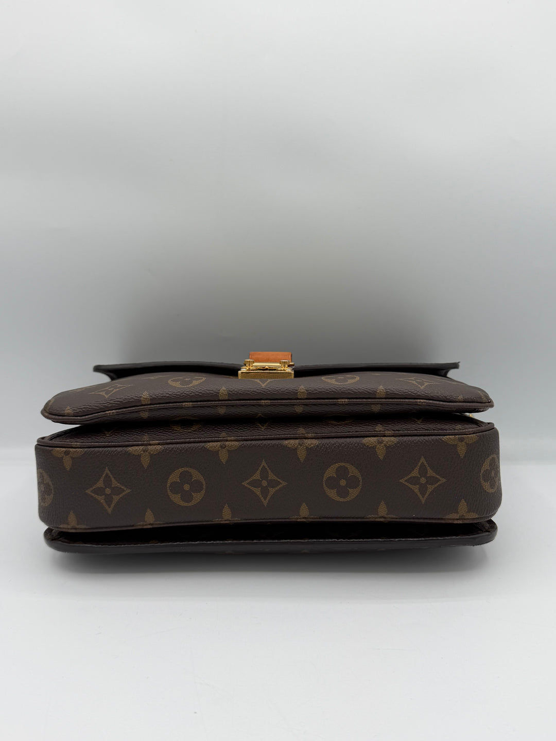 Louis Vuitton Pochette Métis