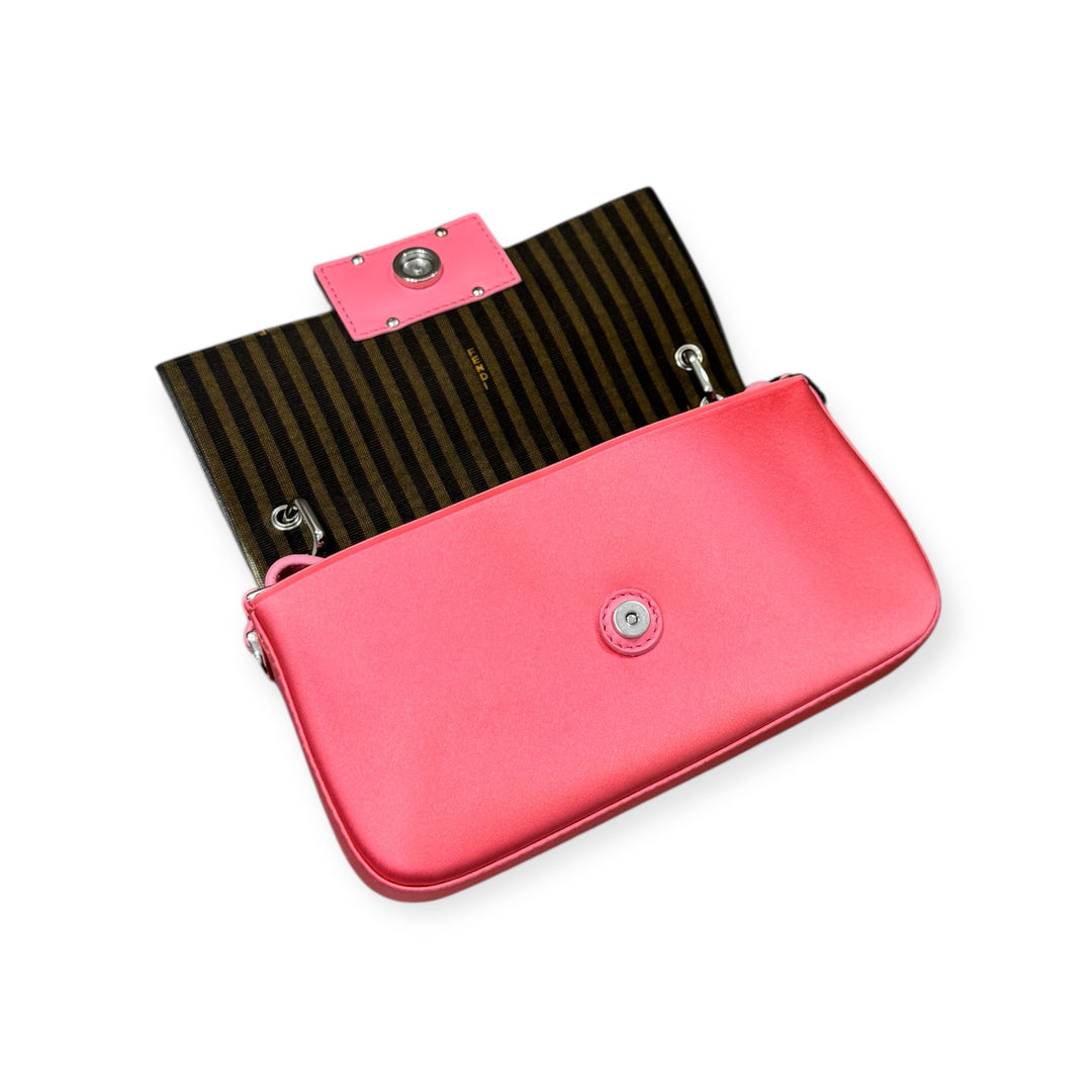 Fendi Phone Baguette