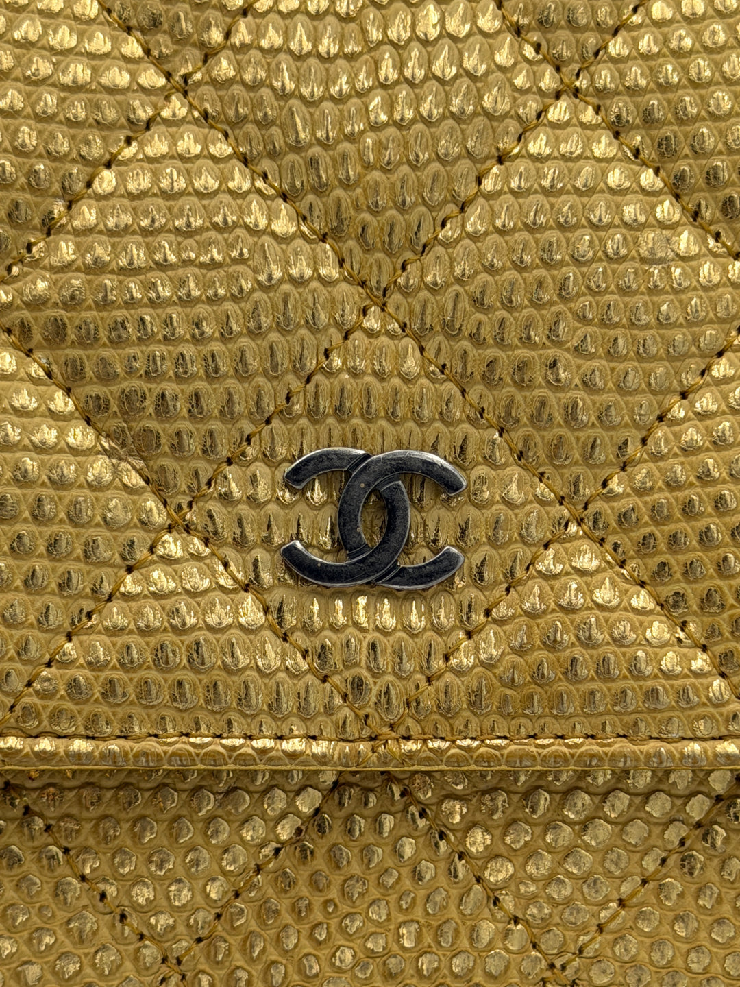 Chanel Wallet on Chain
