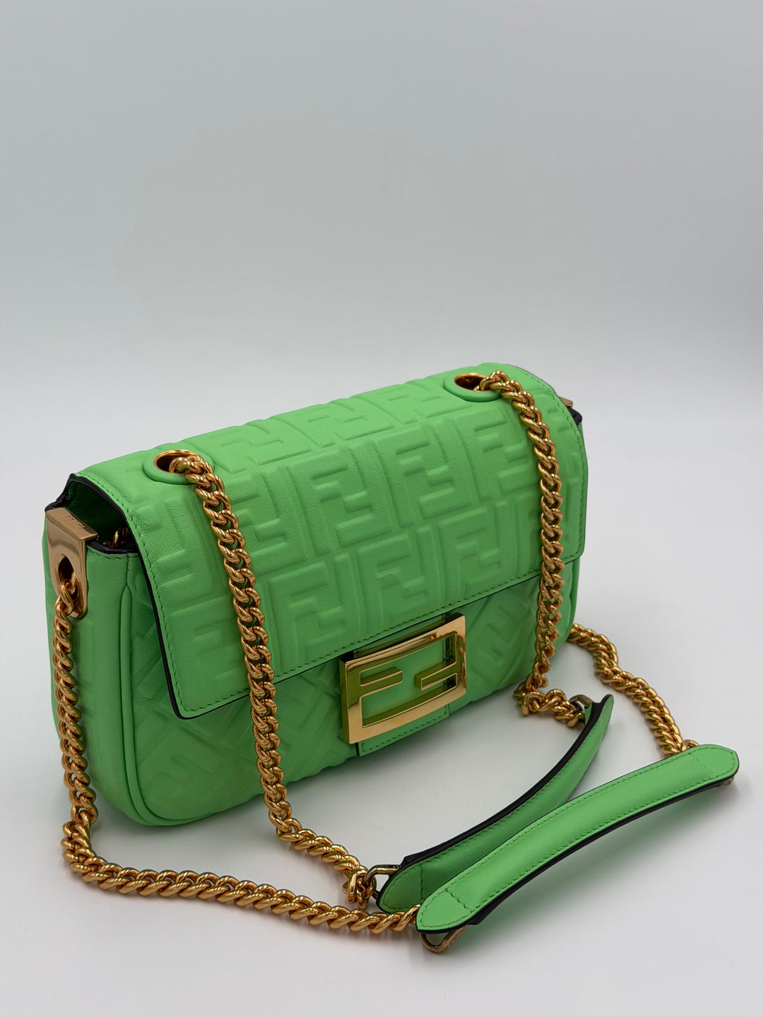 Fendi baguette chain midi