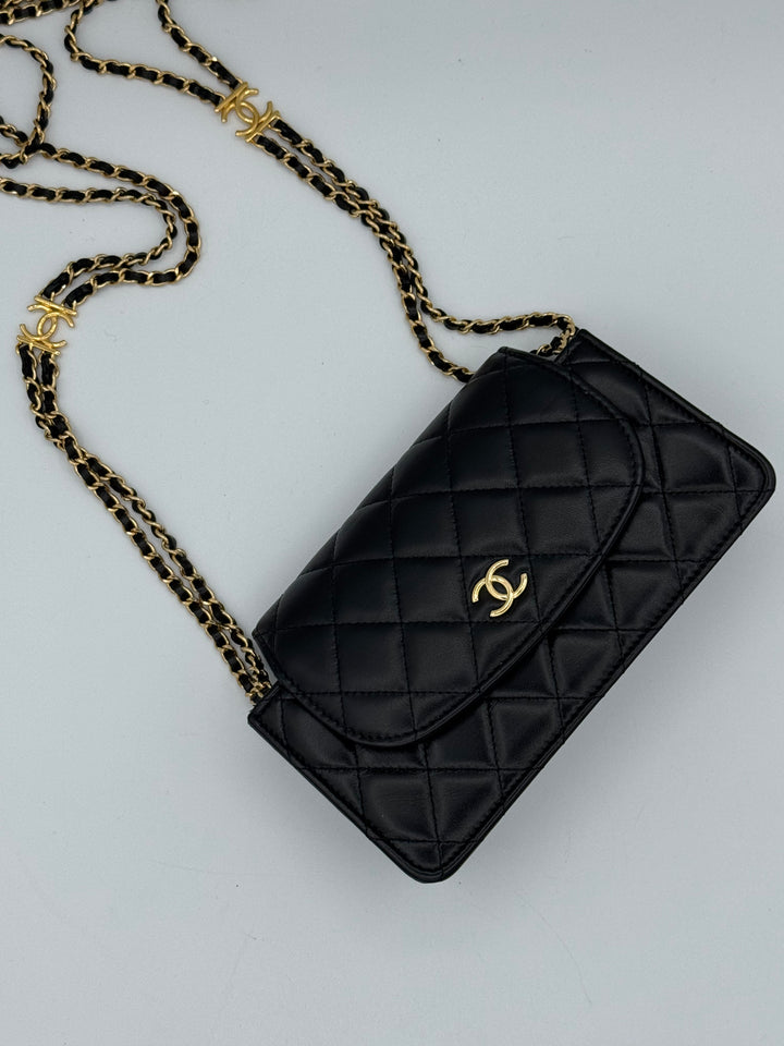 Chanel Wallet on Chain