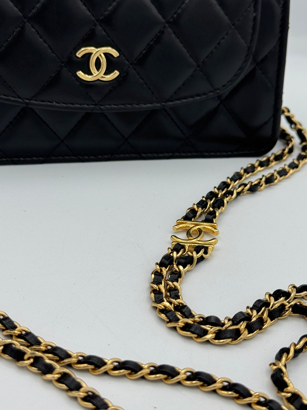 Chanel Wallet on Chain