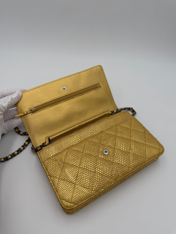 Chanel Wallet on Chain