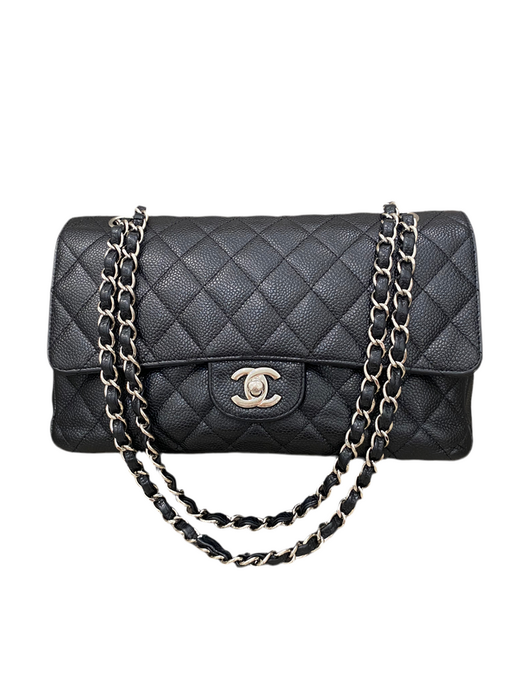 Borsa Chanel media