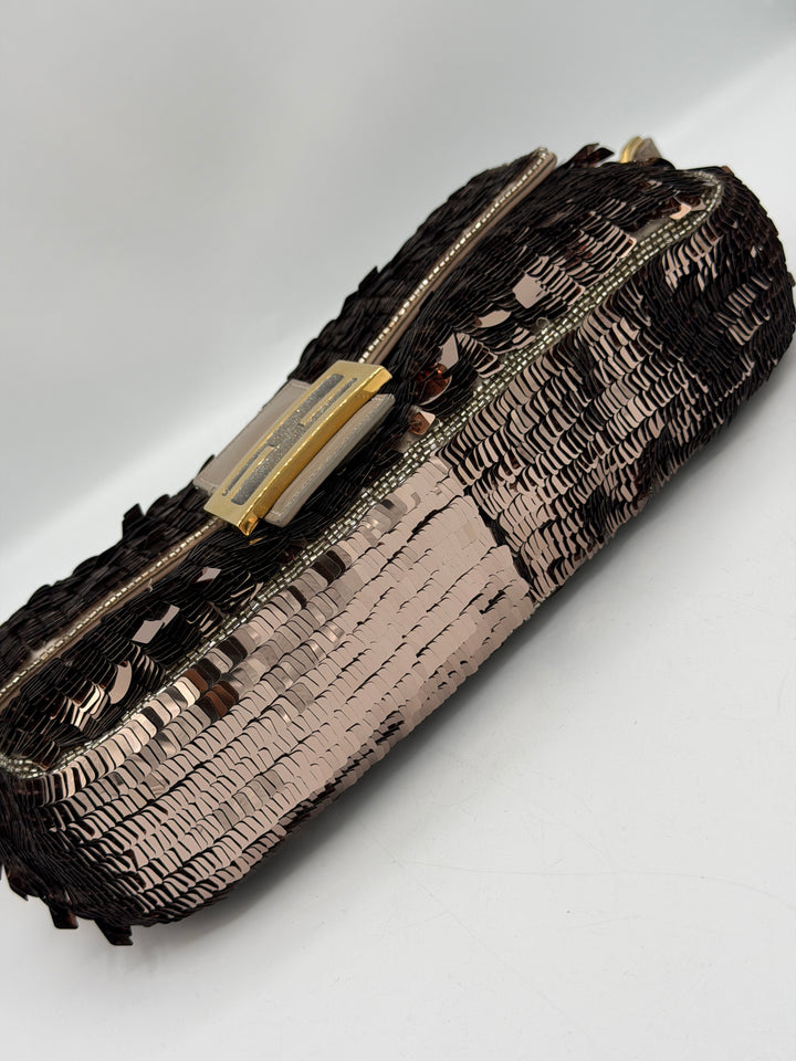Fendi Baguette Media