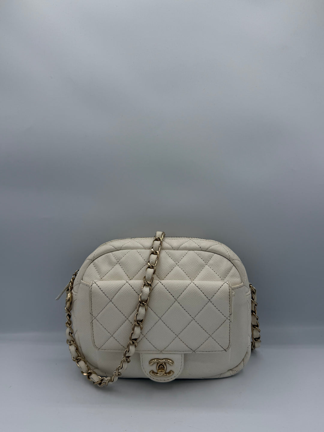 Chanel camera bag in pelle martellata