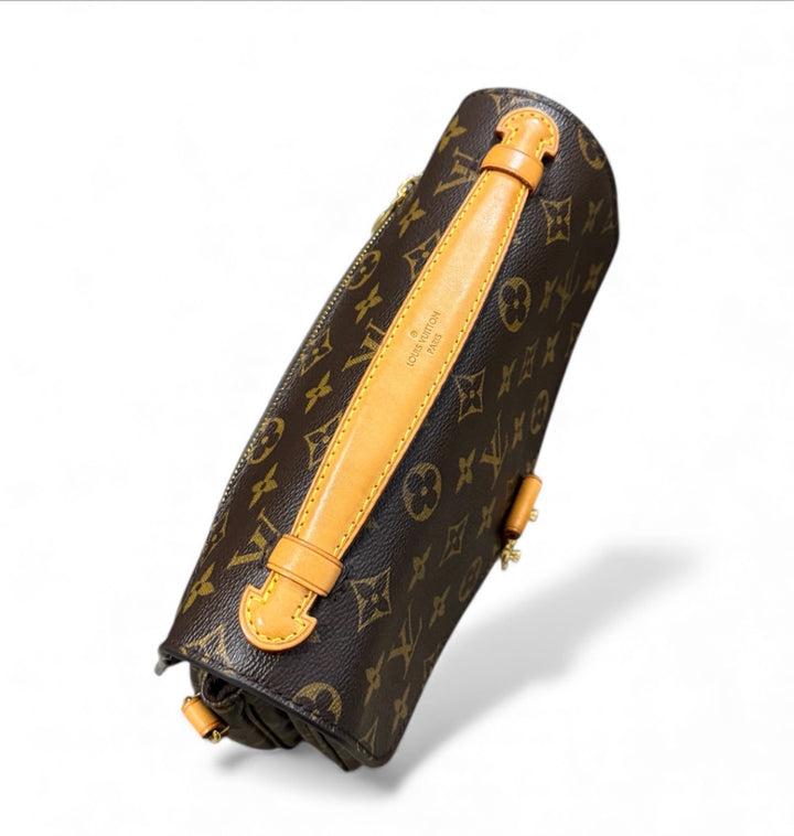Louis Vuitton Pochette Métis