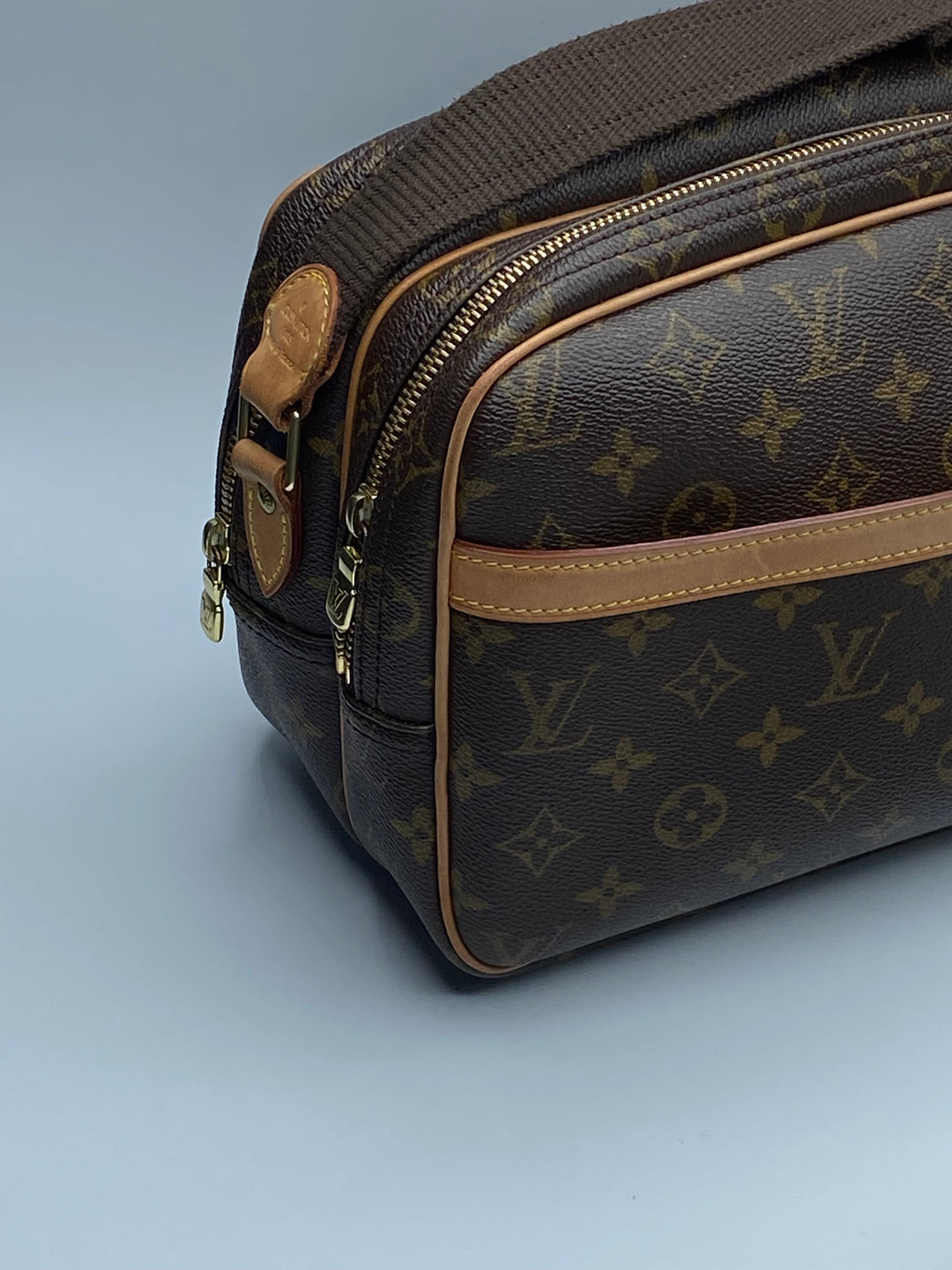 Louis Vuitton Reporter Monogram