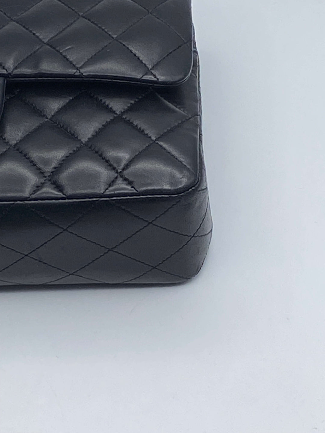 Chanel classica small 23cm