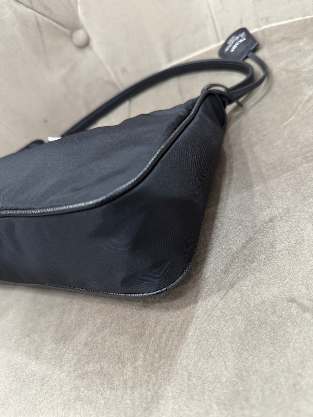Mini Prada Re-Edition 2005 – Nylon Nero