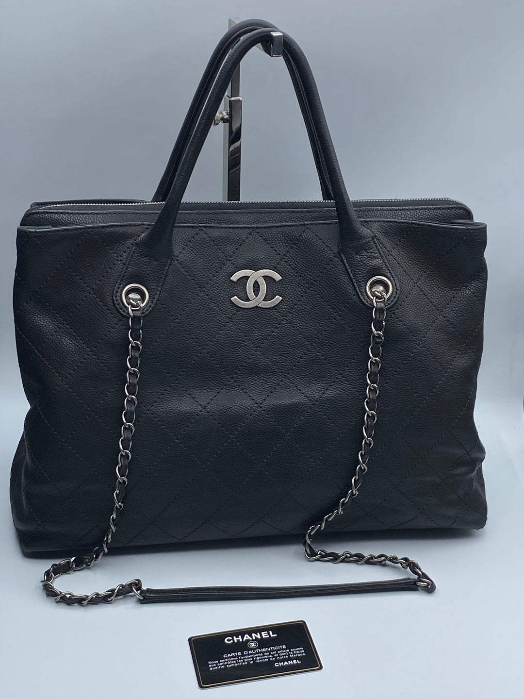 Chanel Borsa shopper in pelle martellata