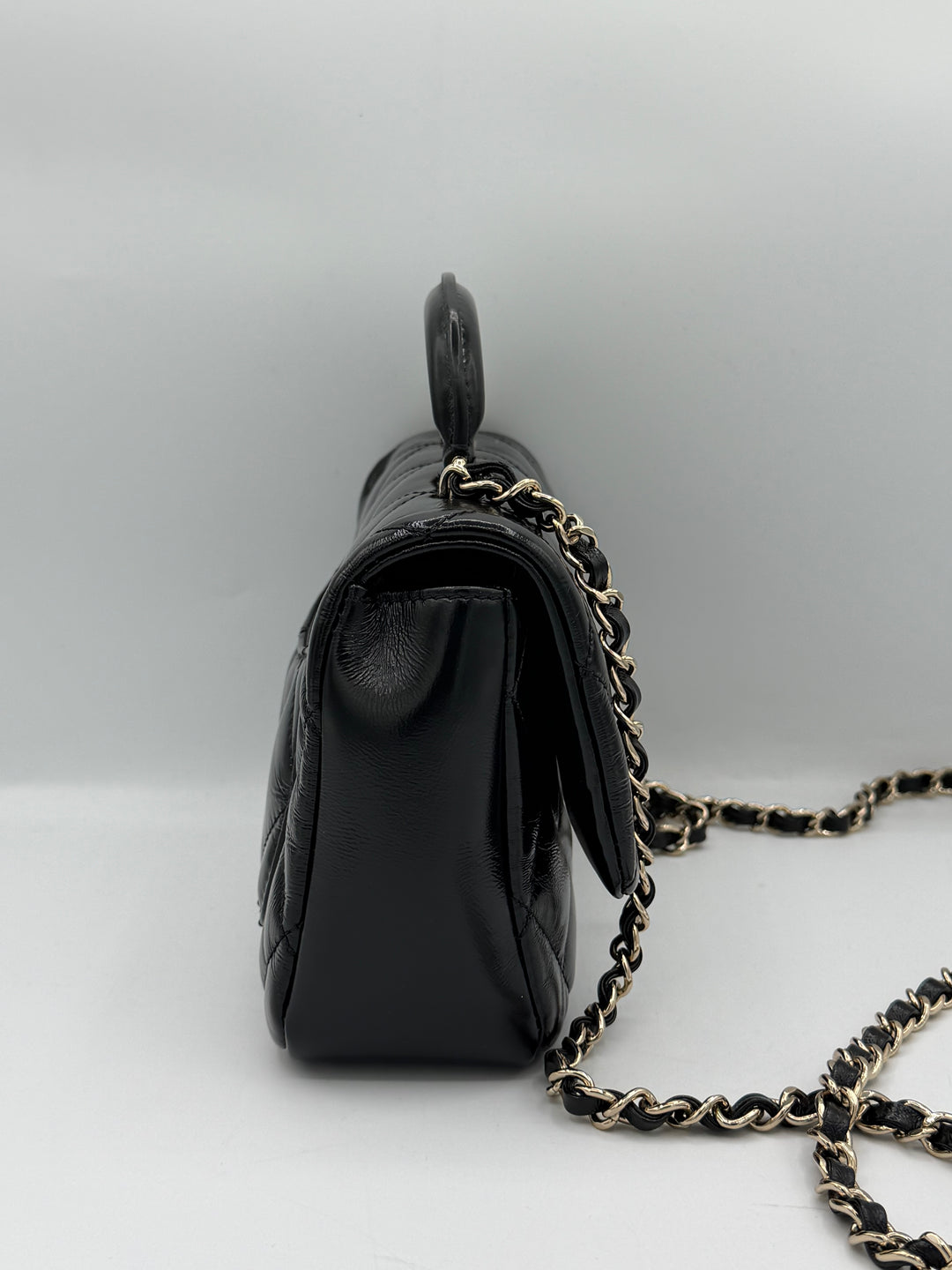 Chanel Mini Flap con manico