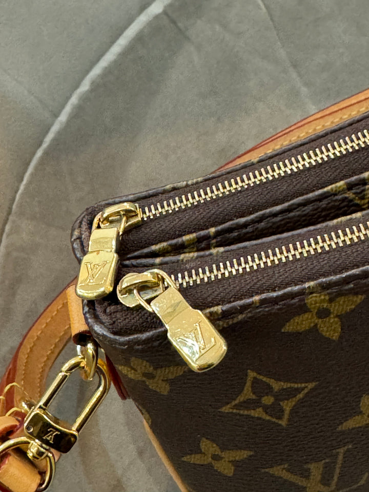 Pochette Liv Louis Vuitton