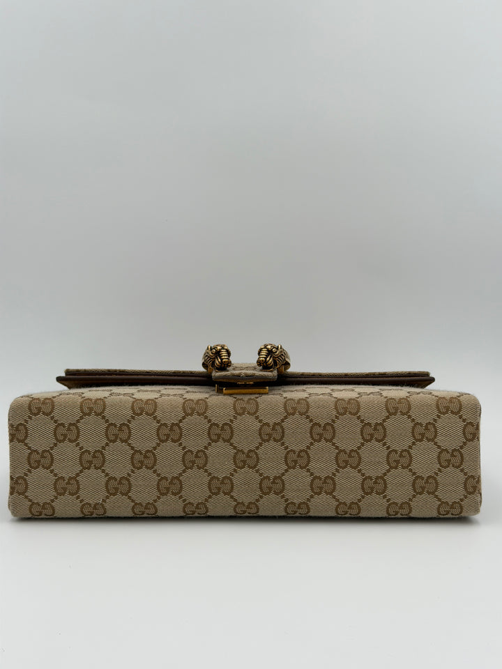 Gucci Dionysus Medium Shoulder Bag