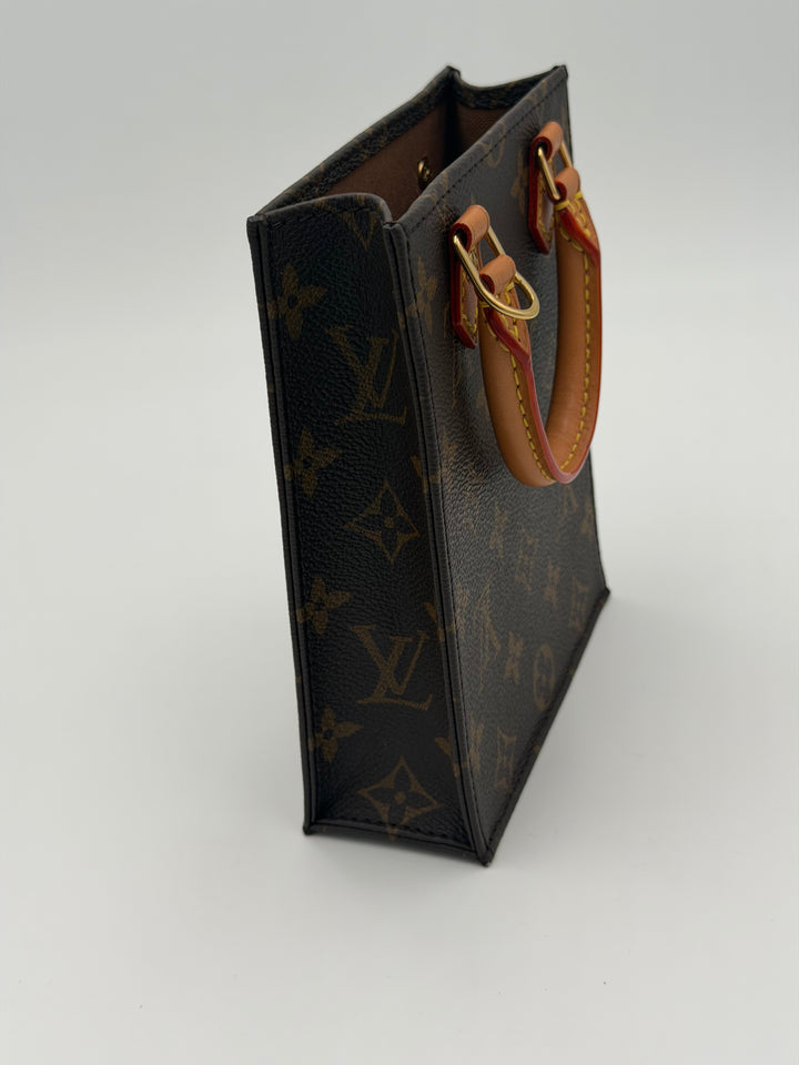 Louis Vuitton Petit Sac Plat