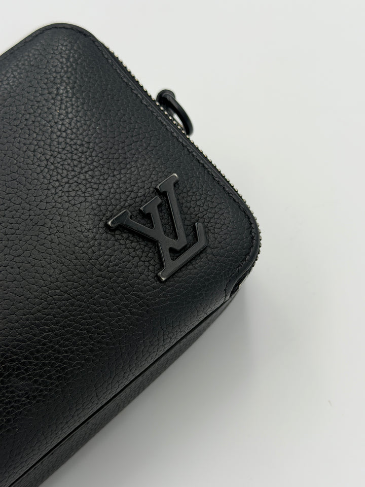 Louis Vuitton Alpha Wearable Wallet