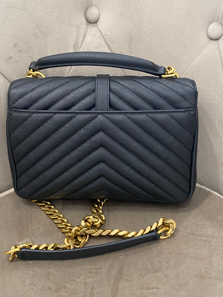 Saint Laurent College Medium