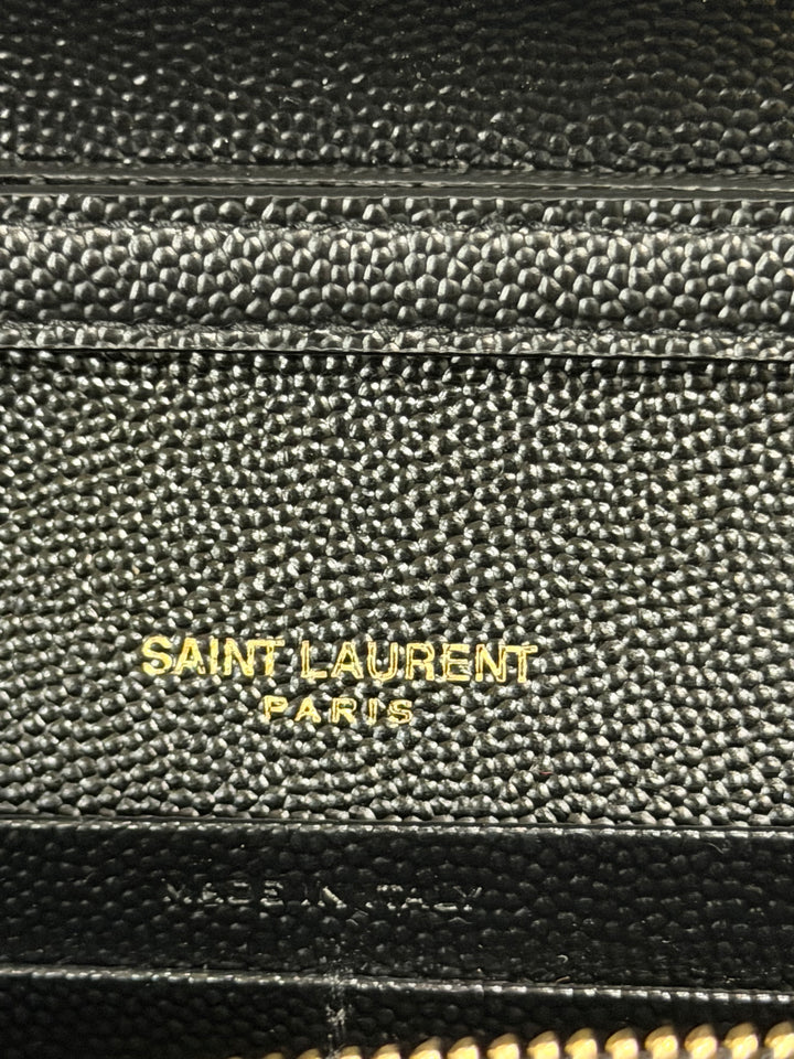 Pochette con catena Cassandre