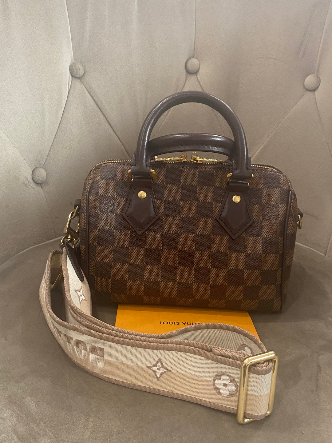 Louis Vuitton Speedy Bandoulière 20