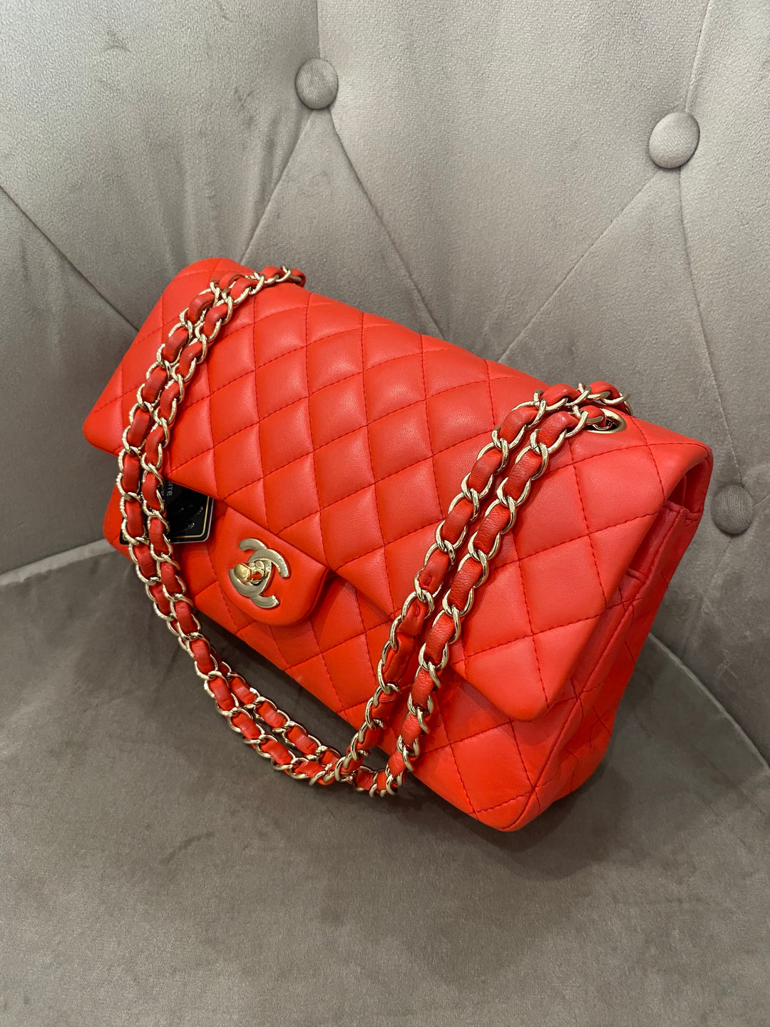 Chanel classica media