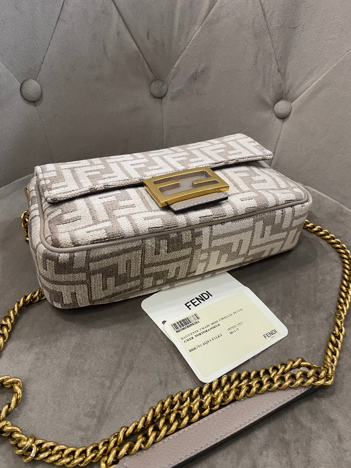 Borsa Baguette Fendi in Ciniglia jacquard
